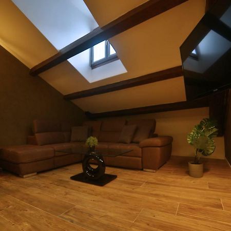 Appartement Moscova Attic Near Duomo à Milan Extérieur photo