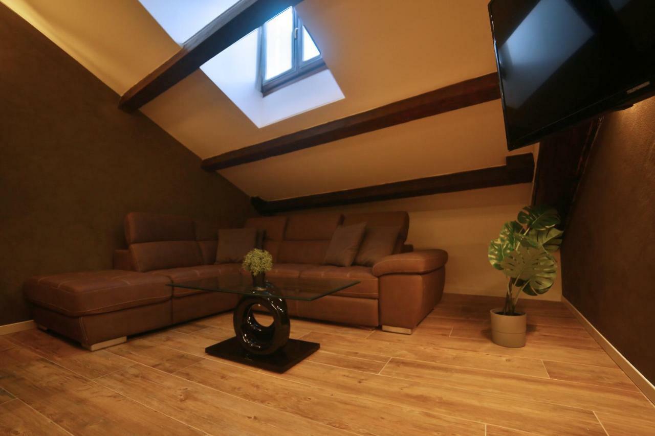 Appartement Moscova Attic Near Duomo à Milan Extérieur photo